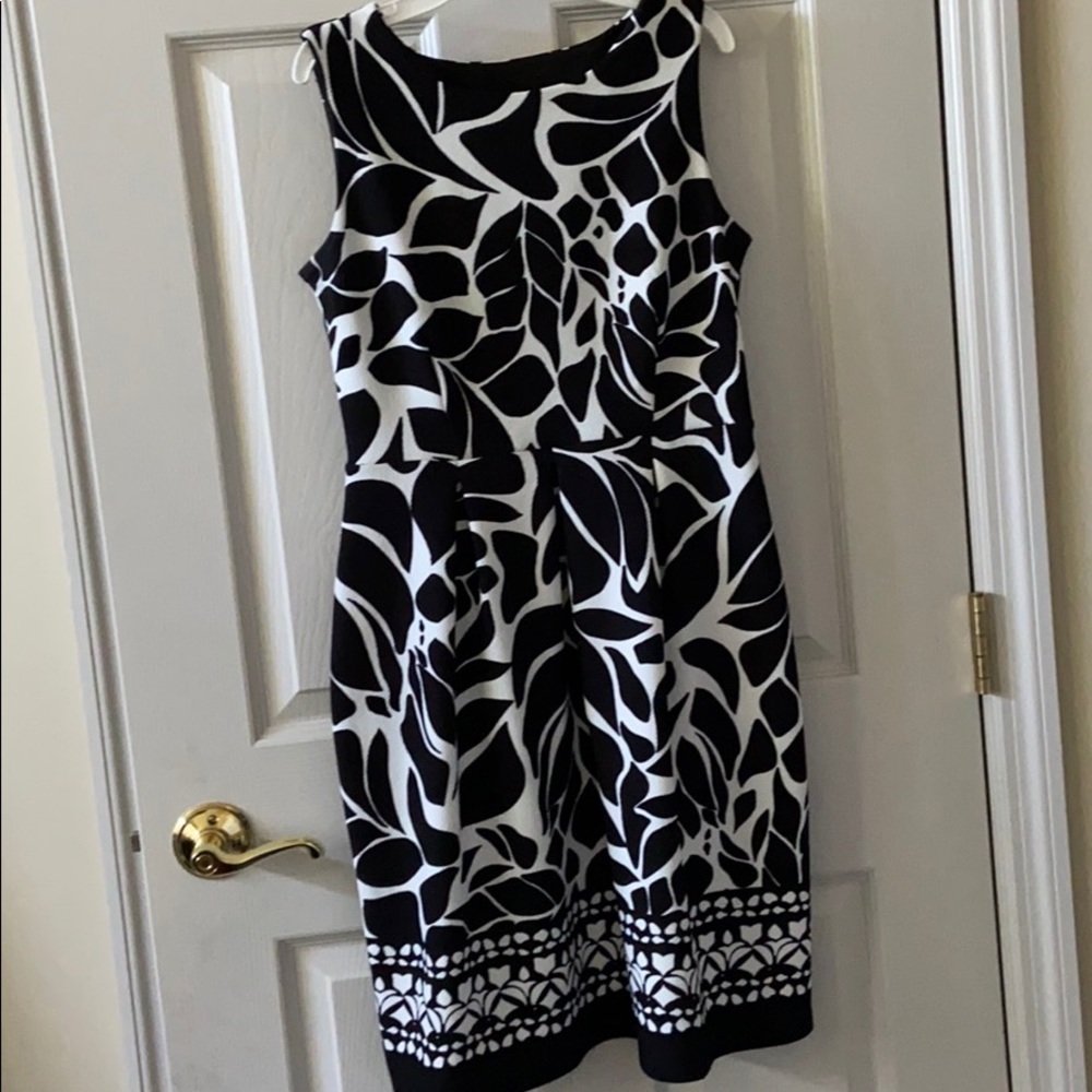 Enfocus studio black and white dress